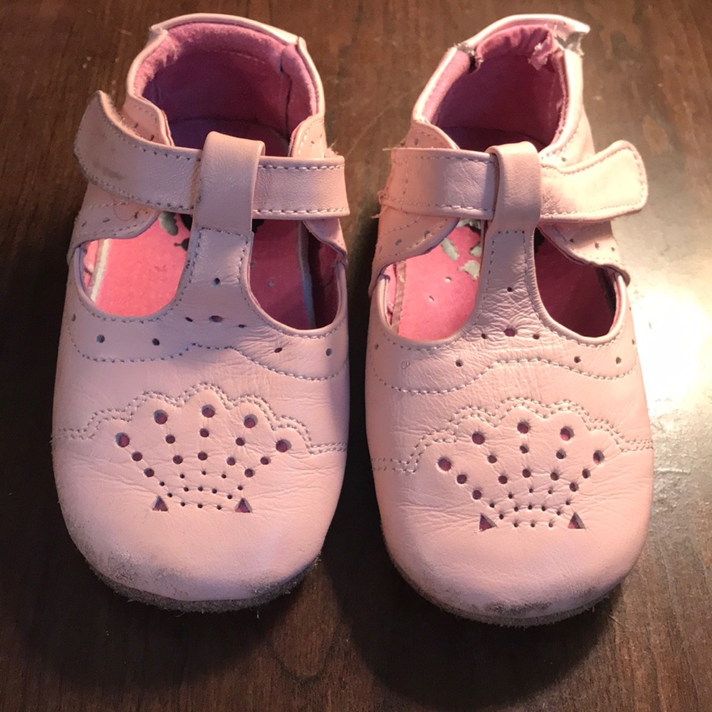 Cora t-strap Livie and Luca shoe